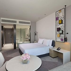 Theme King Room